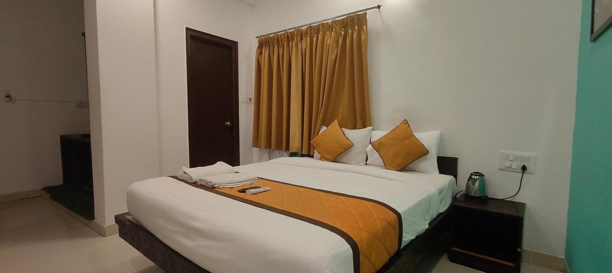 Hotel Dhruv Palace Bangalore Jakkur Экстерьер фото